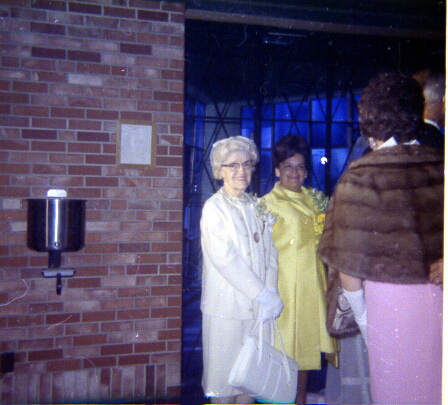 Arrah Vaught Richards Gilchrist, Mildred Joy Redhead Gilchrist