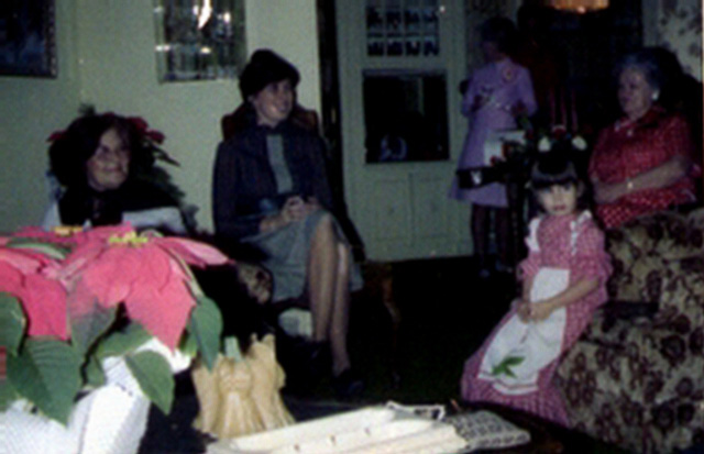 Barretta Redhead, KellAnn Redhead, Marjorie Aileen Whinhouse Redhead, Frances Marion Crowe, Kiki