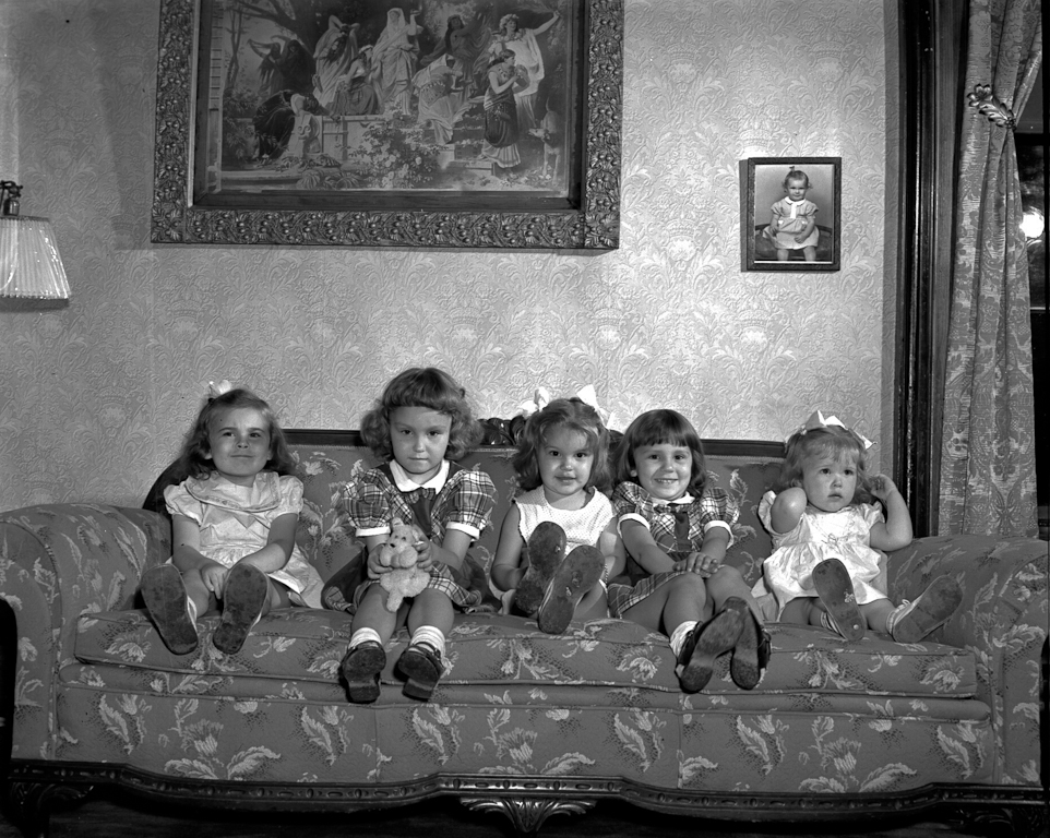 Kell Ann Redhead, ?, Linda Jean Gilchrist, ? Sally Redhead Ross