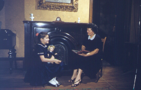 Seven Gables - Linda Jean Gilchrist Mollman, Mildred Grace Crowe Redhead