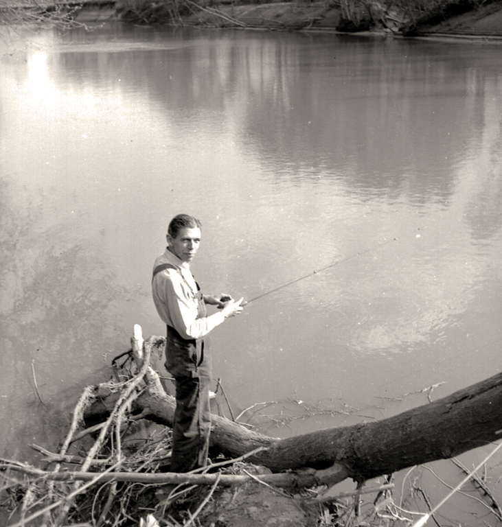 Art Williams who manufactured and sold "Tackle Smasher" for catching carp...