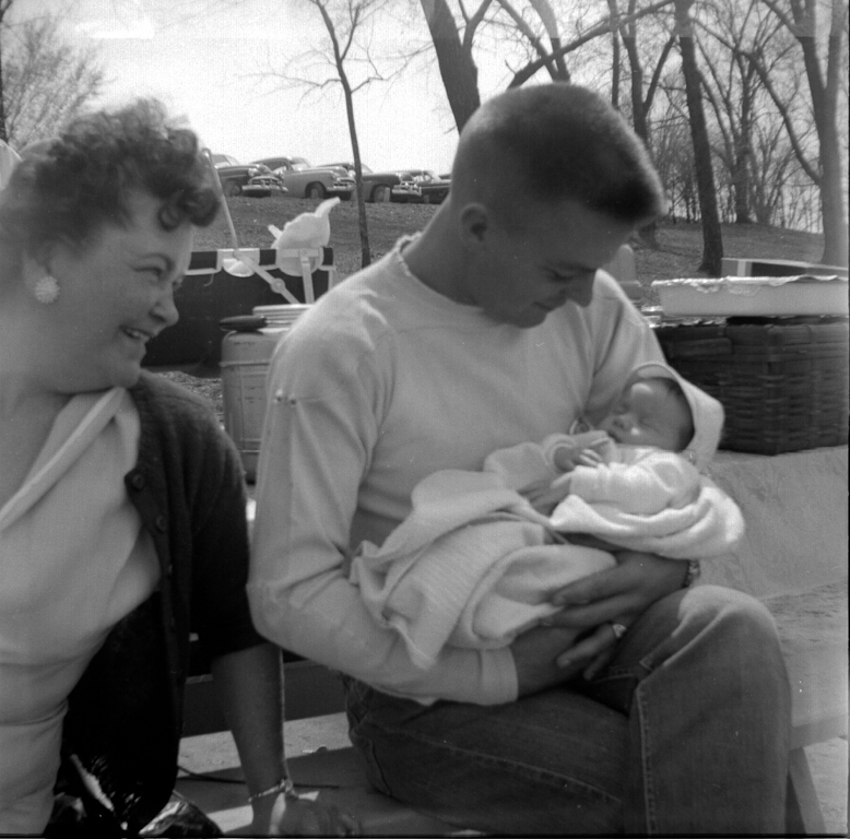 Mildred Grace Crowe Redhead, Keith Noel Glchrist, Larry Alan Gilchrist