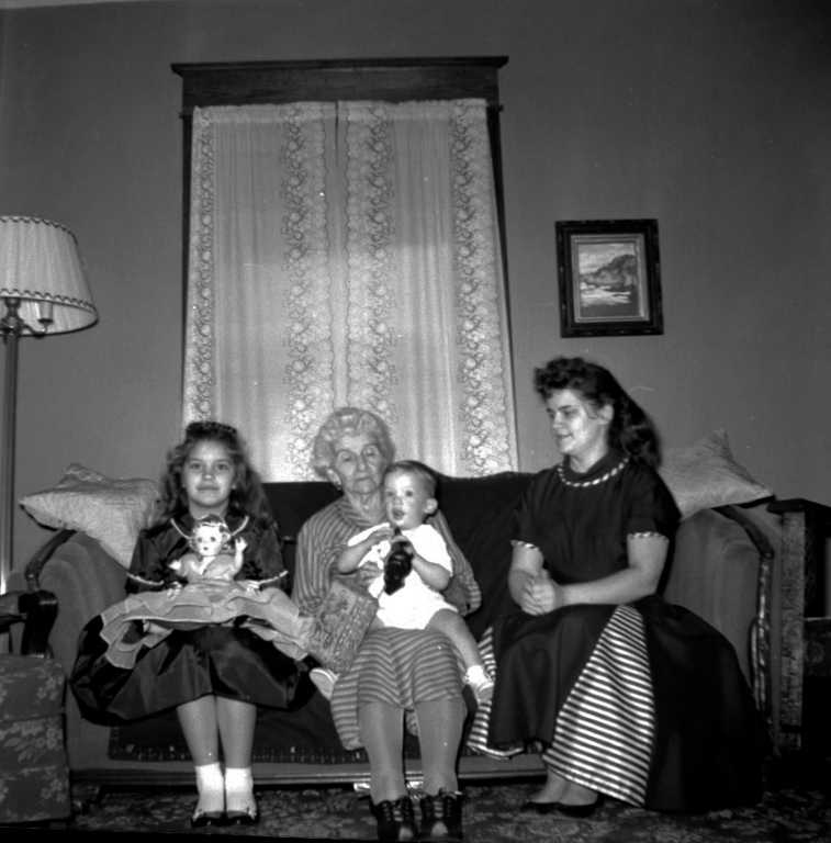 Linda Jean Gilchrist, Jenny Squire Redhead, Larry Alan Gilchrist, Mildred Joy Redhead Gilchrist