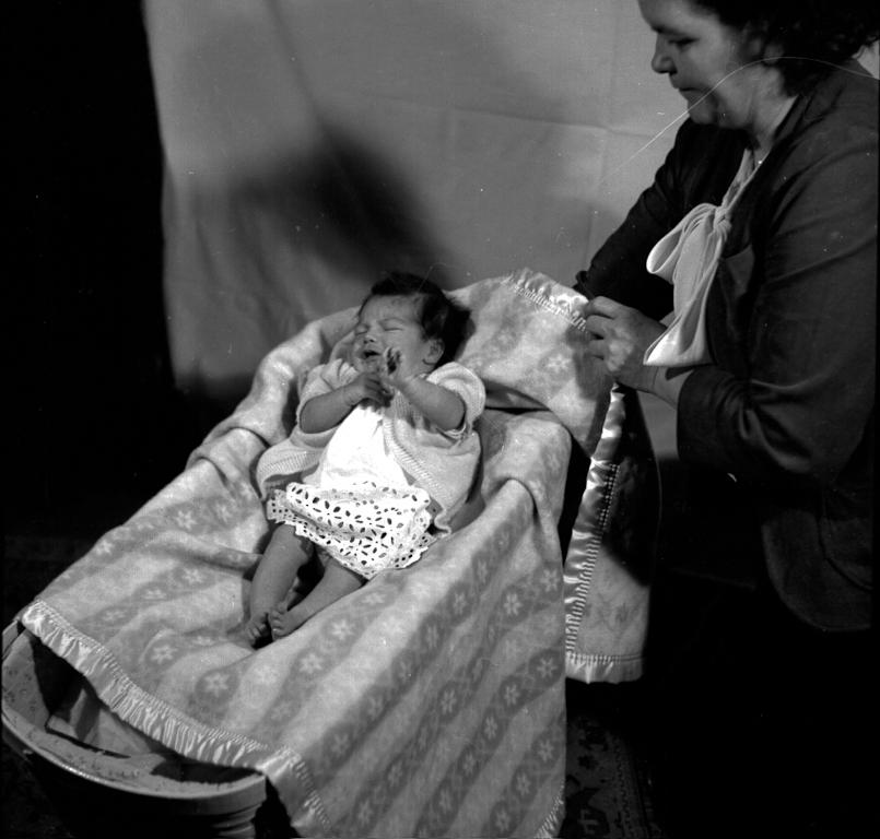 Linda Jean Gilchrist, Mildred Grace Crowe Redhead
