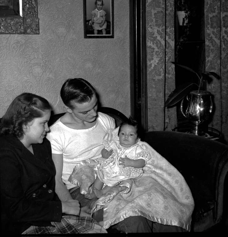 Mildred Joy Redhead Gilchrist, Keith Noel Gilchrist, Linda Jean Gilchrist