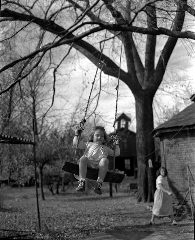 Linda Jean Gilchrist, Mildred Joy Redhead Gilchrist