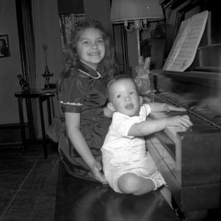 Linda Jean Gilchrist, Larry Alan Gilchrist