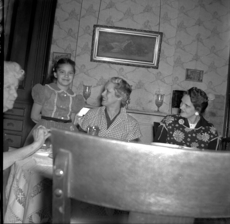Jennie Squire Redhead, Linda Jean Gilchrist, unknown, unknown