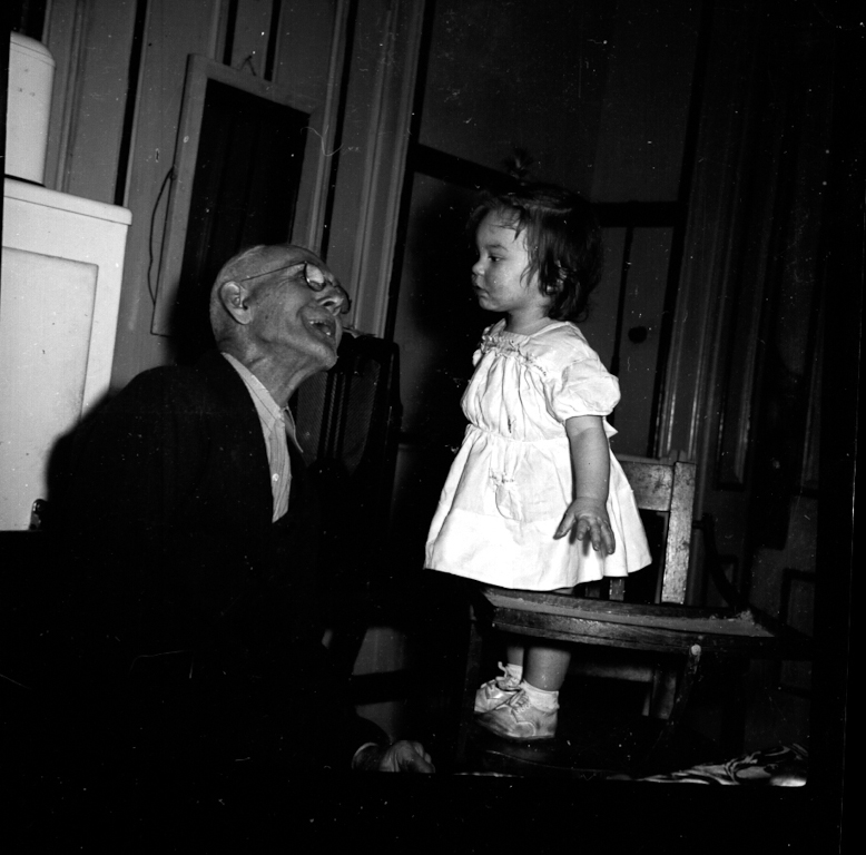 Fun with Great Grandpa - Herbert Stone Redhead, Linda Jean Gilchrist
