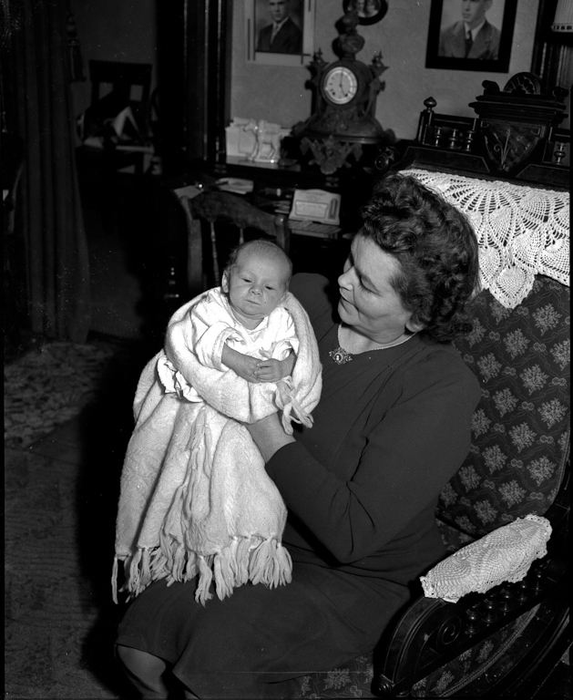 Mildred Grace Crowe Redhead, Wesley Earl Redhead