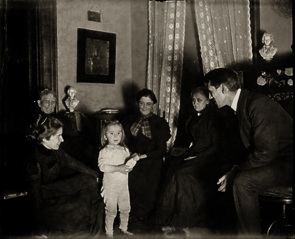 Jennie Squire Redhead, unknown, unknown child, unknown, Annie Seymour Redhead, unknown