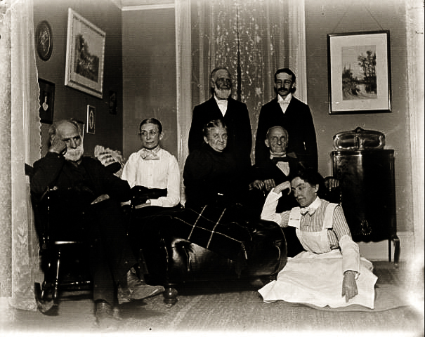 Uncle Henry, Auntie Burgess, Aunt Jessie on floor, rest unknown